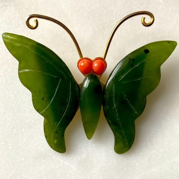 Jewelry - Vintage Jade Butterfly With Coral Eyes Pendant Cottagecore